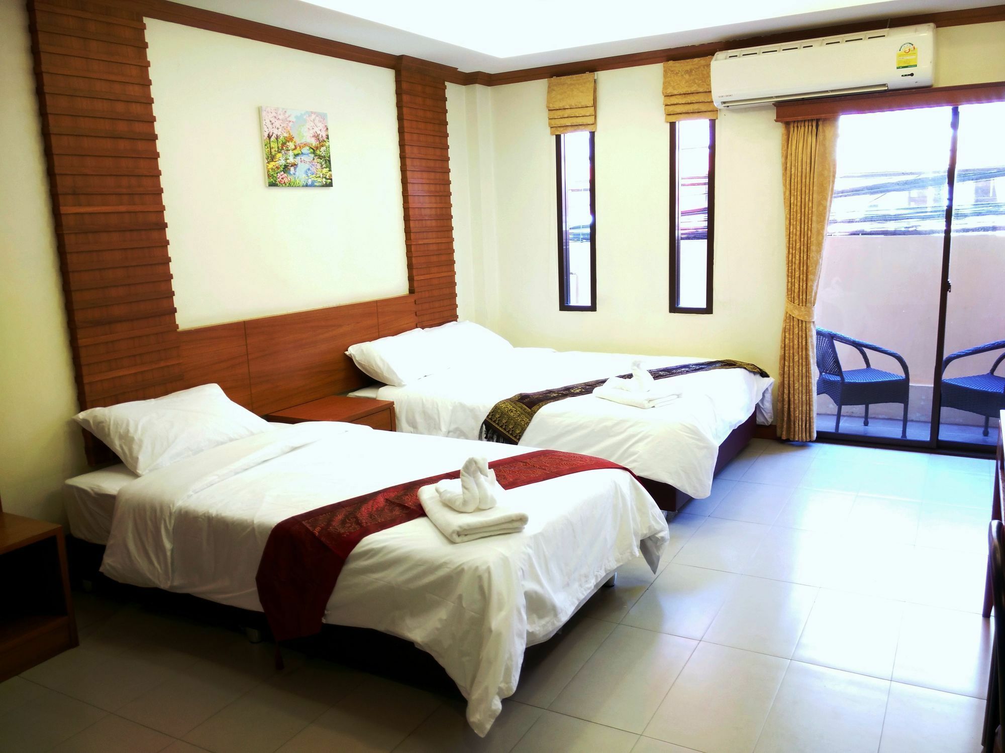 Daratalay - Jomtien Hotel Bang Lamung Eksteriør billede
